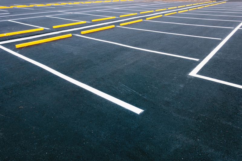 Asphalt Parking Lot Sealing